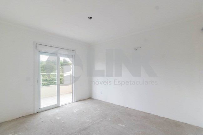 Imagem Sobrado com 3 Quartos à Venda, 220 m² em Jardim Sabará - Porto Alegre Imagem Sobrado com 3 Quartos à Venda, 220 m² em Jardim Sabará - Porto Alegre