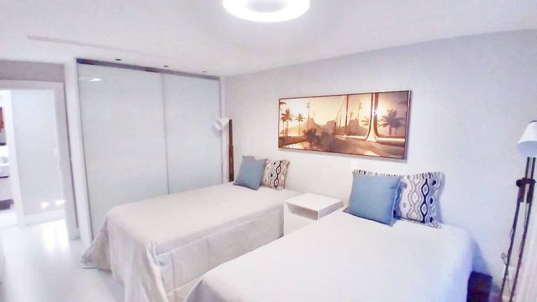 Imagem Apartamento com 5 Quartos à Venda, em Ipanema - Rio De Janeiro Imagem Apartamento com 5 Quartos à Venda, em Ipanema - Rio De Janeiro