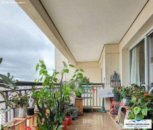 Imagem Imóvel com 4 Quartos à Venda, 137 m² em Moema - São Paulo Imagem Imóvel com 4 Quartos à Venda, 137 m² em Moema - São Paulo