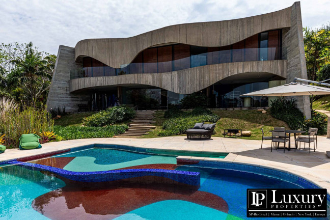 Imagem Casa de Condomínio com 5 Quartos à Venda, em Chácaras Alpina - Valinhos Imagem Casa de Condomínio com 5 Quartos à Venda, em Chácaras Alpina - Valinhos