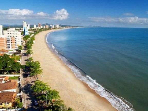 Imagem Casa com 3 Quartos à Venda, 250 m² em Morretes - Balneário Piçarras Imagem Casa com 3 Quartos à Venda, 250 m² em Morretes - Balneário Piçarras