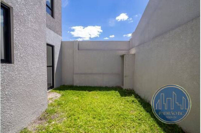 Imagem Casa à Venda, 147 m² em Lindóia - Curitiba Imagem Casa à Venda, 147 m² em Lindóia - Curitiba