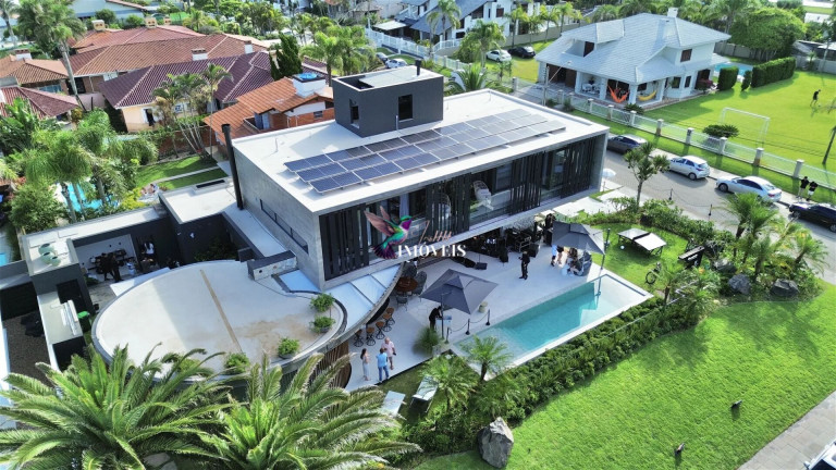 Imagem Casa com 5 Quartos à Venda, 601 m² em Xangri-lá - Xangri-lá Imagem Casa com 5 Quartos à Venda, 601 m² em Xangri-lá - Xangri-lá