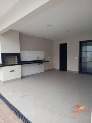 Imagem Sobrado com 4 Quartos à Venda, 223 m² em Massaguaçu - Caraguatatuba