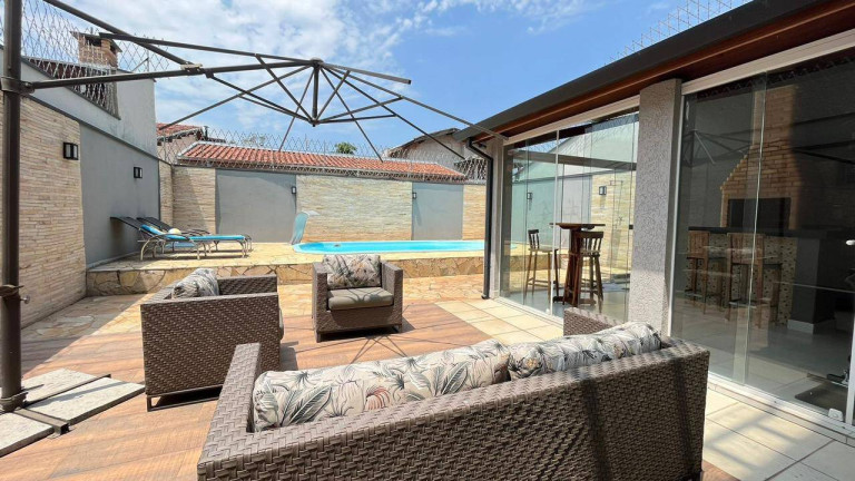 Imagem Sobrado com 3 Quartos à Venda, 180 m² em Jardim Hípica Pinheiro - Taubaté