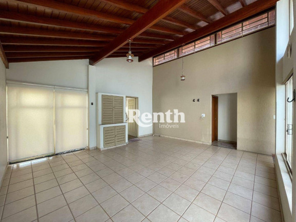 Imagem Casa com 4 Quartos à Venda, 259 m² em Vila Aparecida - Rio Claro Imagem Casa com 4 Quartos à Venda, 259 m² em Vila Aparecida - Rio Claro