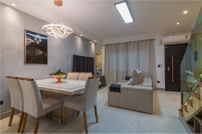 Casa com 3 Quartos à Venda,  em Penha - São Paulo
