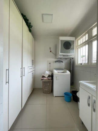 Imagem Casa com 3 Quartos à Venda, 200 m² em Camobi - Santa Maria Imagem Casa com 3 Quartos à Venda, 200 m² em Camobi - Santa Maria