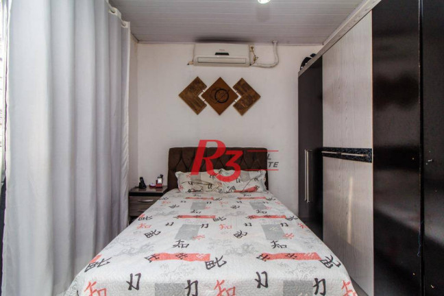 Imagem Casa com 2 Quartos à Venda, 180 m² em Marapé - Santos Imagem Casa com 2 Quartos à Venda, 180 m² em Marapé - Santos