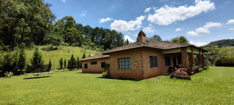 Imóvel com 3 Quartos à Venda, 500 m² em Rio Abaixo - Atibaia