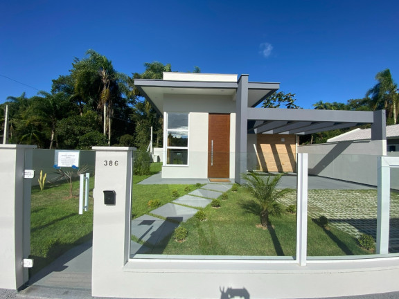Casa com 3 Quartos à Venda, 250 m² em Forquilhas - São José