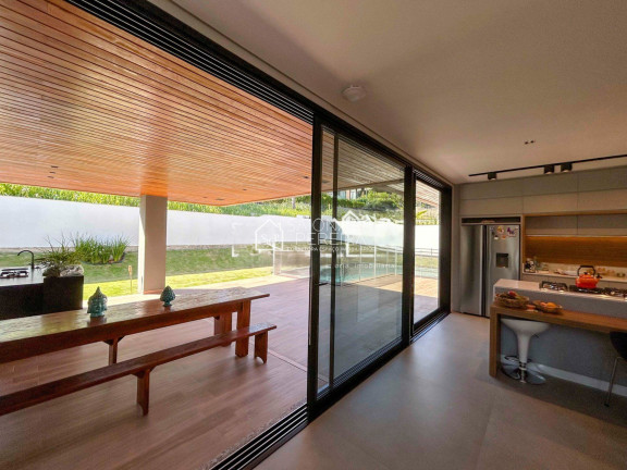 Imagem Casa de Condomínio com 3 Quartos à Venda, 598 m² em Cacupé - Florianópolis Imagem Casa de Condomínio com 3 Quartos à Venda, 598 m² em Cacupé - Florianópolis