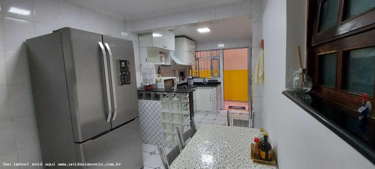 Imagem Casa com 3 Quartos à Venda, 350 m² em Socorro - São Paulo