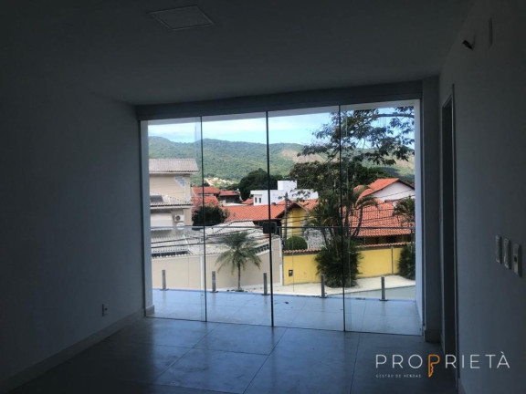Imagem Casa com 3 Quartos à Venda,  em Serra Grande - Niterói