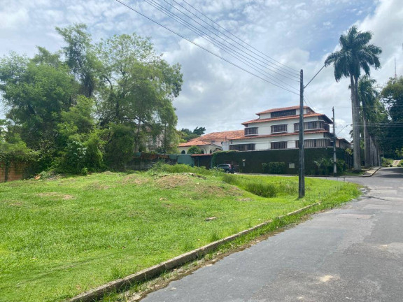 Terreno à Venda, 800 m² em Aleixo - Manaus