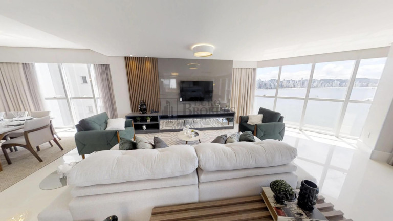 Imagem Apartamento com 5 Quartos à Venda, 237 m² em Centro - Balneário Camboriú Imagem Apartamento com 5 Quartos à Venda, 237 m² em Centro - Balneário Camboriú