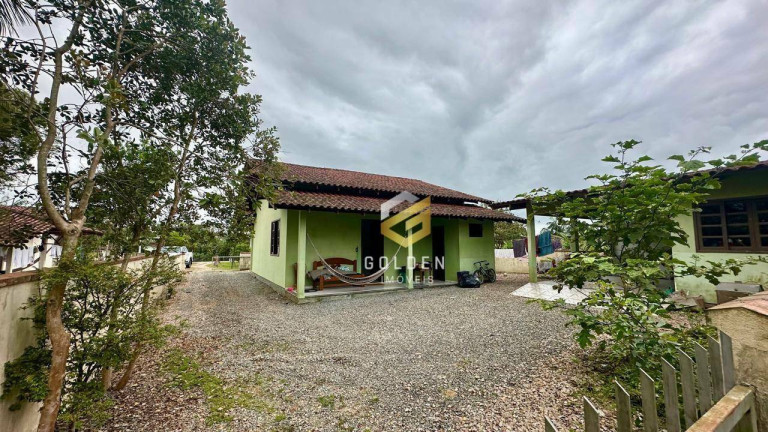 Imagem Casa com 2 Quartos à Venda, 90 m² em Centro - Canelinha Imagem Casa com 2 Quartos à Venda, 90 m² em Centro - Canelinha