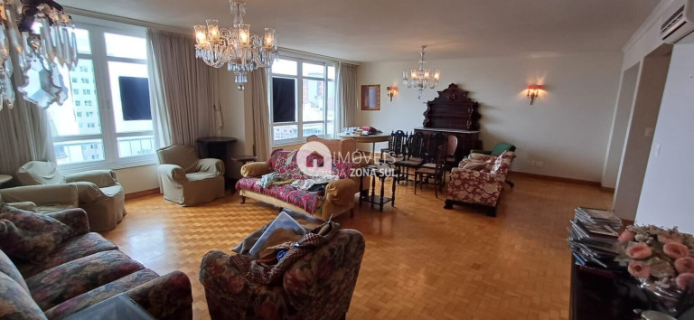 Imagem Apartamento com 4 Quartos à Venda, 207 m²