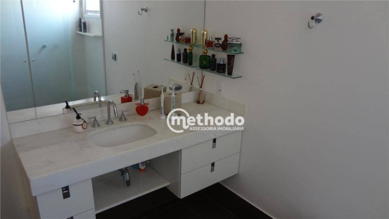 Imagem Casa com 3 Quartos à Venda, 270 m² em Swiss Park - Campinas Imagem Casa com 3 Quartos à Venda, 270 m² em Swiss Park - Campinas