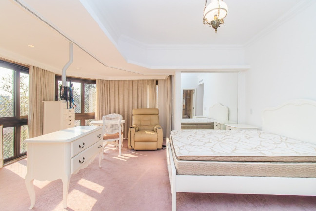 Imagem Imóvel com 1 Quarto à Venda, 309 m² em Auxiliadora - Porto Alegre Imagem Imóvel com 1 Quarto à Venda, 309 m² em Auxiliadora - Porto Alegre
