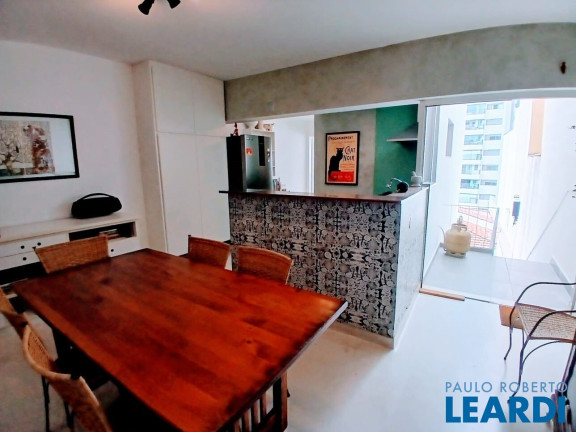 Imagem Sobrado com 3 Quartos à Venda, 217 m² em Vila Gilda - Santo André Imagem Sobrado com 3 Quartos à Venda, 217 m² em Vila Gilda - Santo André