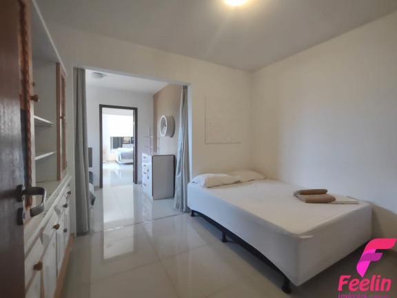 Imagem Casa com 6 Quartos à Venda, 350 m² em Campeche - Florianópolis Imagem Casa com 6 Quartos à Venda, 350 m² em Campeche - Florianópolis