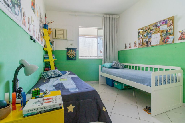 Imagem Imóvel com 3 Quartos à Venda, em Maracanã - Rio De Janeiro Imagem Imóvel com 3 Quartos à Venda, em Maracanã - Rio De Janeiro