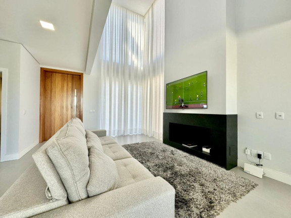 Imagem Casa com 4 Quartos à Venda, em -- - Capao Da Canoa Imagem Casa com 4 Quartos à Venda, em -- - Capao Da Canoa