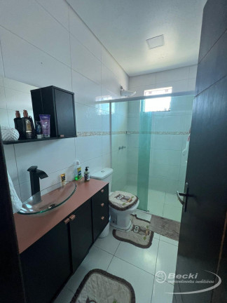 Imagem Casa com 3 Quartos à Venda, 125 m² em João Costa - Joinville Imagem Casa com 3 Quartos à Venda, 125 m² em João Costa - Joinville