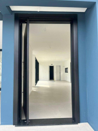 Imagem Casa com 3 Quartos à Venda, em Rio Tavares - Florianópolis Imagem Casa com 3 Quartos à Venda, em Rio Tavares - Florianópolis