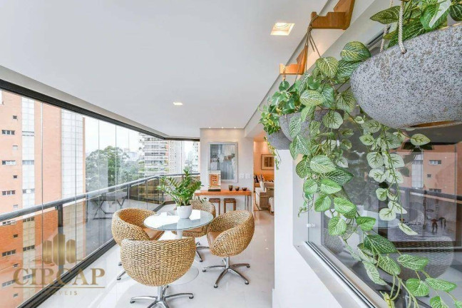 Imagem Apartamento com 3 Quartos à Venda, 244 m² em Vila Nova Conceição - São Paulo