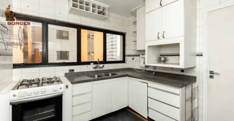 Imagem Apartamento com 3 Quartos à Venda, 97 m² em Moema - São Paulo Imagem Apartamento com 3 Quartos à Venda, 97 m² em Moema - São Paulo