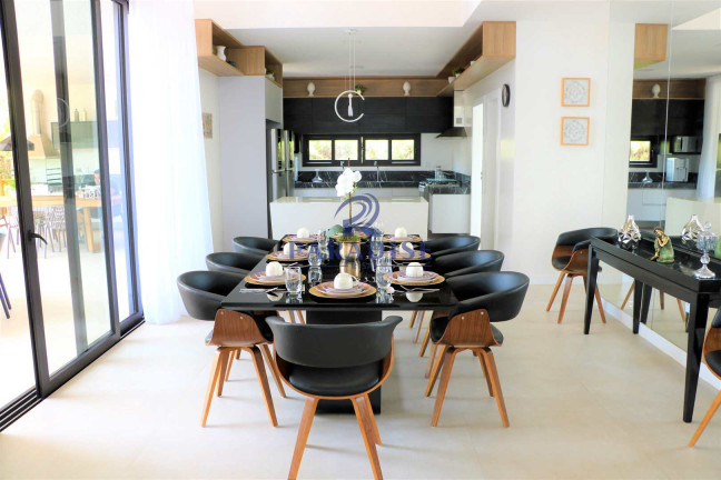 Imagem Casa com 8 Quartos à Venda, 362 m² em Guarajuba - Camaçari Imagem Casa com 8 Quartos à Venda, 362 m² em Guarajuba - Camaçari