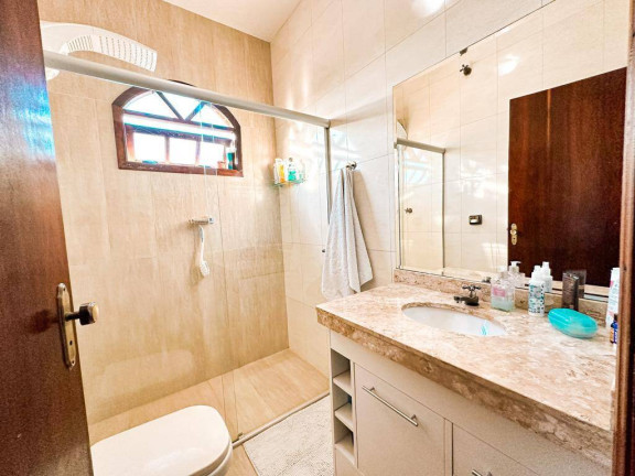 Imagem Casa com 3 Quartos à Venda,  em Taubaté