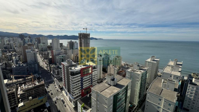 Imagem Apartamento com 4 Quartos à Venda, 180 m² em Meia Praia - Itapema Imagem Apartamento com 4 Quartos à Venda, 180 m² em Meia Praia - Itapema