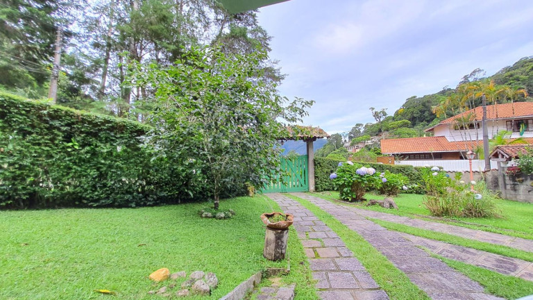 Imagem Casa com 4 Quartos à Venda, 460 m² em Parque Do Ingá - Teresópolis