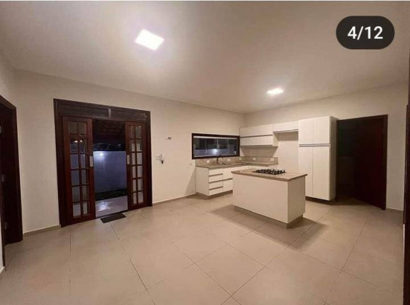 Imagem Casa com 2 Quartos à Venda, 300 m² em Riviera De São João - São João Da Boa Vista Imagem Casa com 2 Quartos à Venda, 300 m² em Riviera De São João - São João Da Boa Vista
