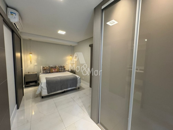 Imagem Flat com 3 Quartos à Venda, 113 m² em Pitangueiras - Guarujá Imagem Flat com 3 Quartos à Venda, 113 m² em Pitangueiras - Guarujá
