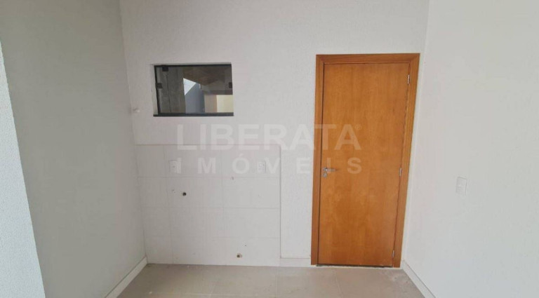 Imagem Casa com 2 Quartos à Venda, 93 m² em Quinta Dos Açorianos - Barra Velha Imagem Casa com 2 Quartos à Venda, 93 m² em Quinta Dos Açorianos - Barra Velha