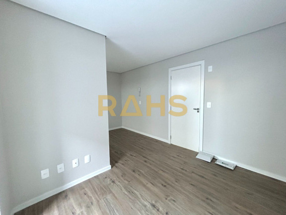 Imagem Apartamento com 2 Quartos à Venda, 62 m² em Costa E Silva - Joinville