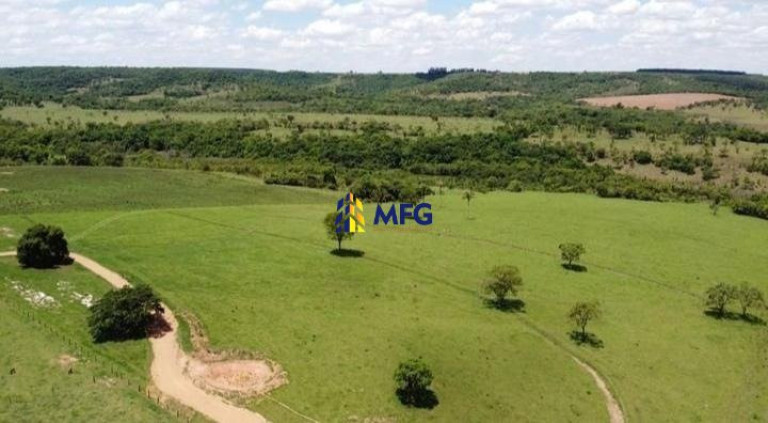 Imagem Chácara à Venda, em área Rural De Uberlândia - Uberlândia Imagem Chácara à Venda, em área Rural De Uberlândia - Uberlândia
