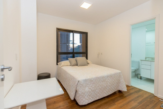 Imagem Apartamento com 2 Quartos à Venda, 106 m² em Jardim Das Acácias - São Paulo