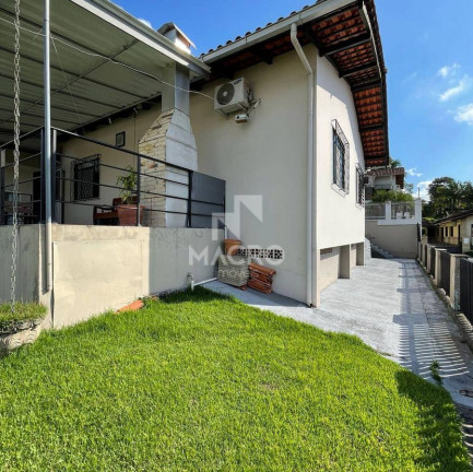 Imagem Casa com 3 Quartos à Venda, 137 m² em Jaraguá Esquerdo - Jaraguá Do Sul Imagem Casa com 3 Quartos à Venda, 137 m² em Jaraguá Esquerdo - Jaraguá Do Sul