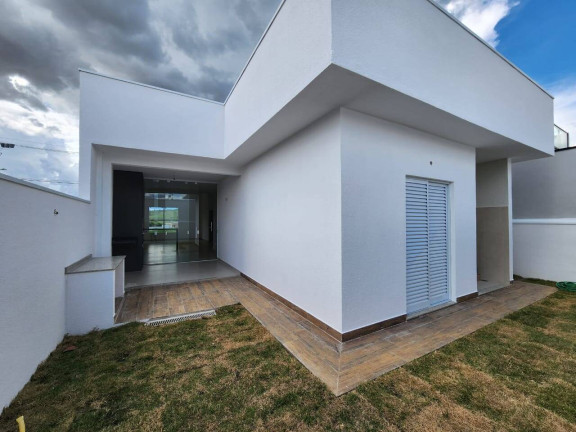 Imagem Casa com 3 Quartos à Venda, 250 m² em Vale Dos Cristais - Taubaté Imagem Casa com 3 Quartos à Venda, 250 m² em Vale Dos Cristais - Taubaté