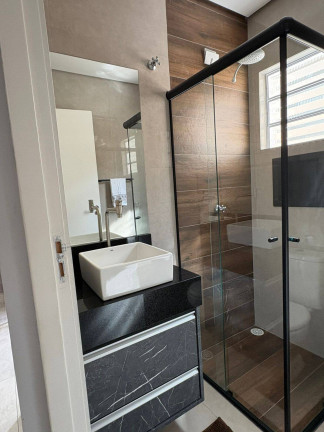 Imagem Casa com 3 Quartos à Venda, 135 m² em Vila Ema - São Paulo Imagem Casa com 3 Quartos à Venda, 135 m² em Vila Ema - São Paulo