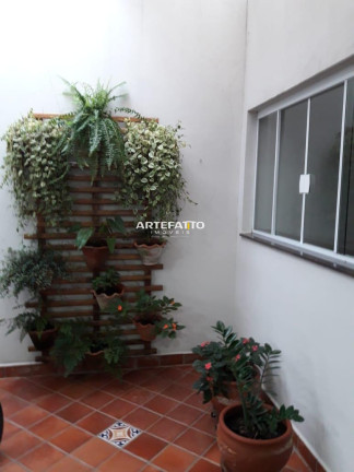 Imagem Casa com 3 Quartos à Venda, 210 m² Imagem Casa com 3 Quartos à Venda, 210 m²