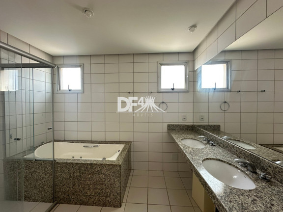 Imagem Imóvel com 4 Quartos à Venda, 182 m² em Norte (águas Claras) - Brasília Imagem Imóvel com 4 Quartos à Venda, 182 m² em Norte (águas Claras) - Brasília