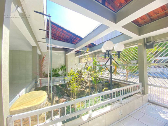Imagem Sobrado com 6 Quartos à Venda, 194 m² em Centro - Mongagua Imagem Sobrado com 6 Quartos à Venda, 194 m² em Centro - Mongagua
