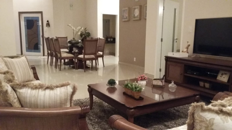 Imagem Casa com 3 Quartos à Venda, 335 m² em Jardim Residencial Doutor Lessa - Pindamonhangaba Imagem Casa com 3 Quartos à Venda, 335 m² em Jardim Residencial Doutor Lessa - Pindamonhangaba