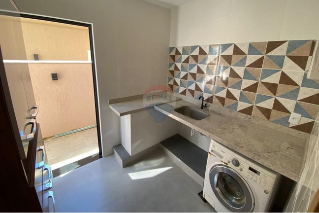 Imagem Casa de Condomínio com 4 Quartos à Venda, 274 m² em Inoa - Maricá